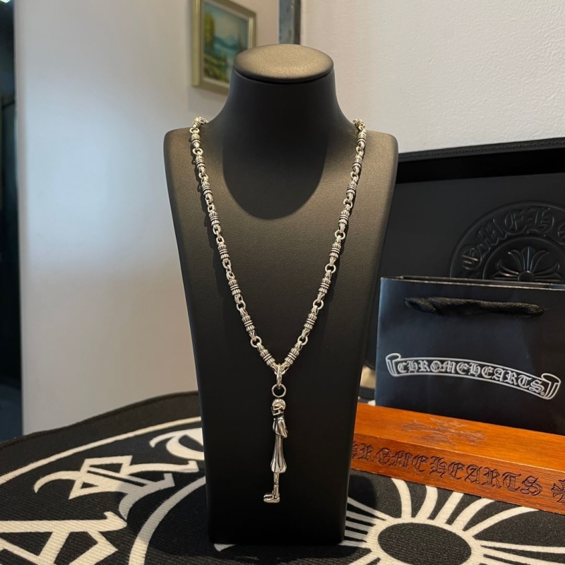 Ch**me He**ts necklaces